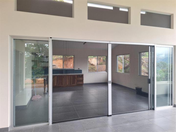 Puertas corredizas de vidrio y aluminio